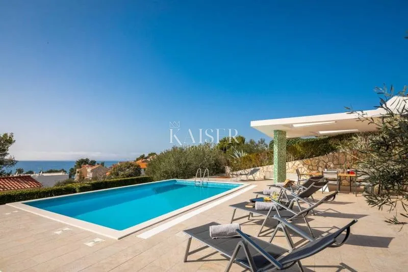 šibenik-žaborić – luksuzna vila 358 m² s bazenom, konobom i panoramskim pogledom - slika 8