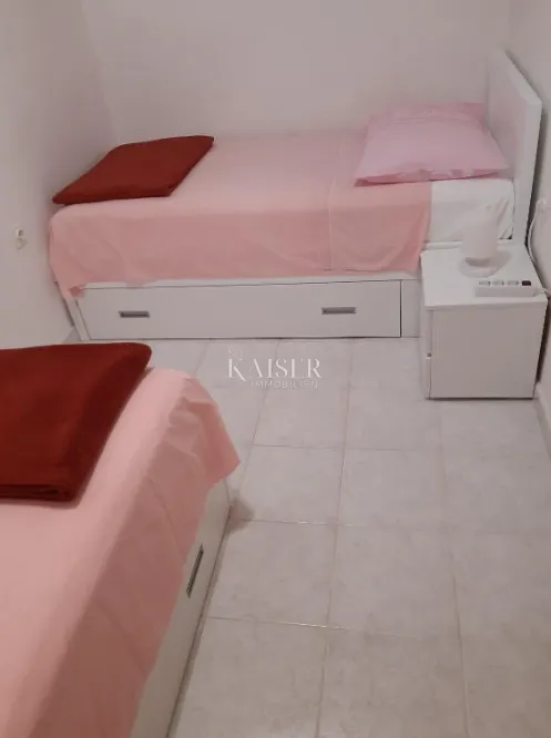 šibenik - kuća prvi red do mora - slika 20
