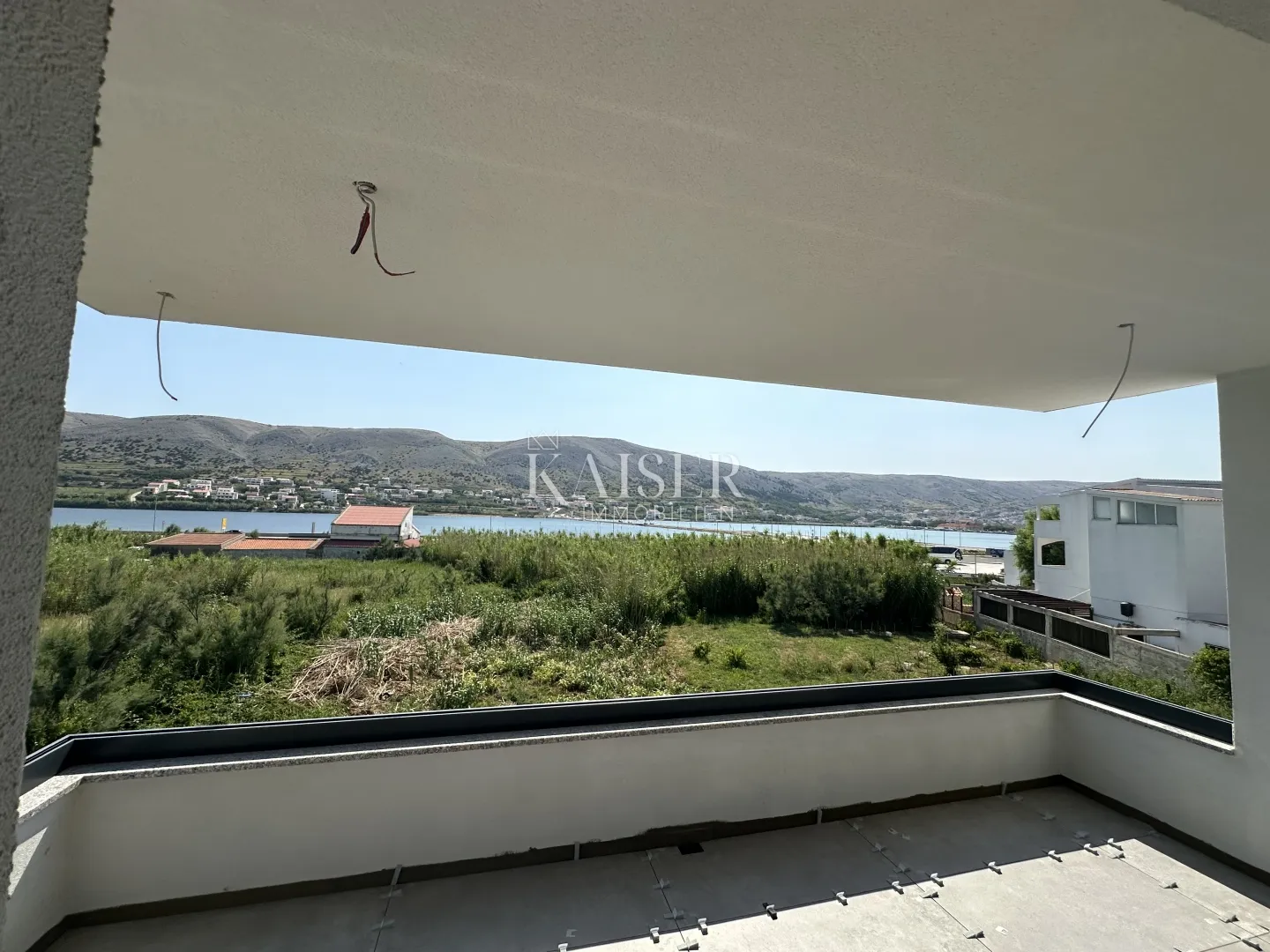 pag, stan - 57,63 m2 s pogledom na more, 70 m od mora - slika 10