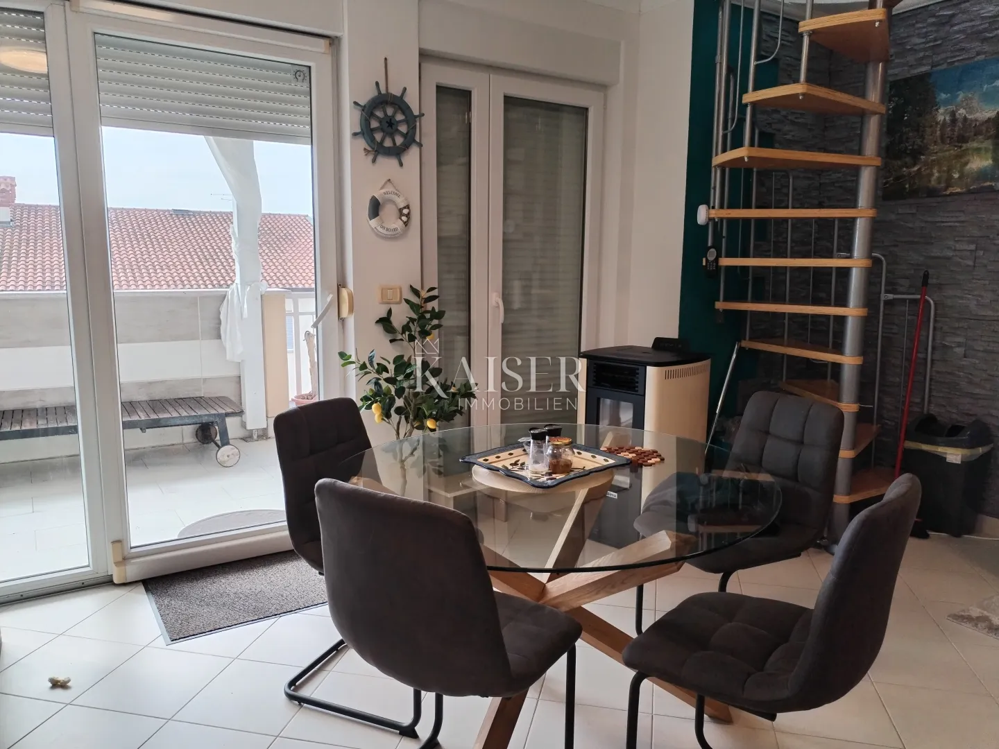 istra, novigrad, stan 115m2 sa bezenom i pogledom na more - slika 9