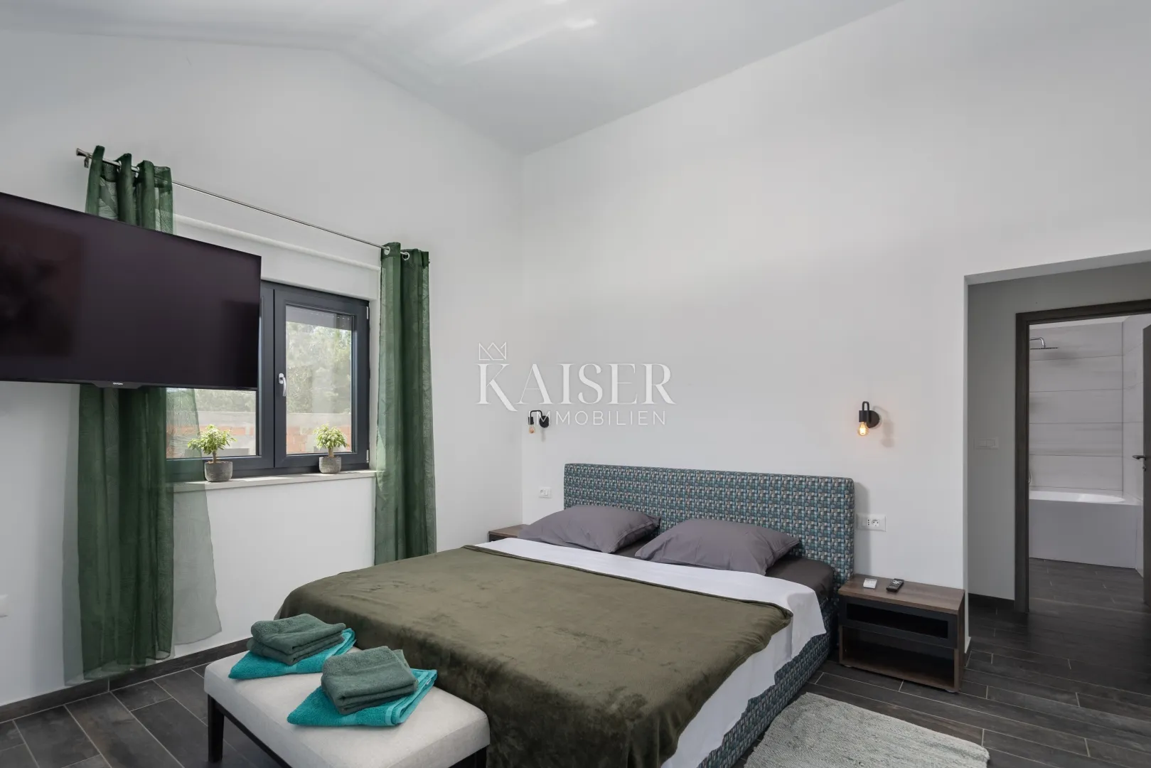 zadar – pridraga, moderna vila s bazenom i jacuzzi zonom, 300 m od mora - slika 13