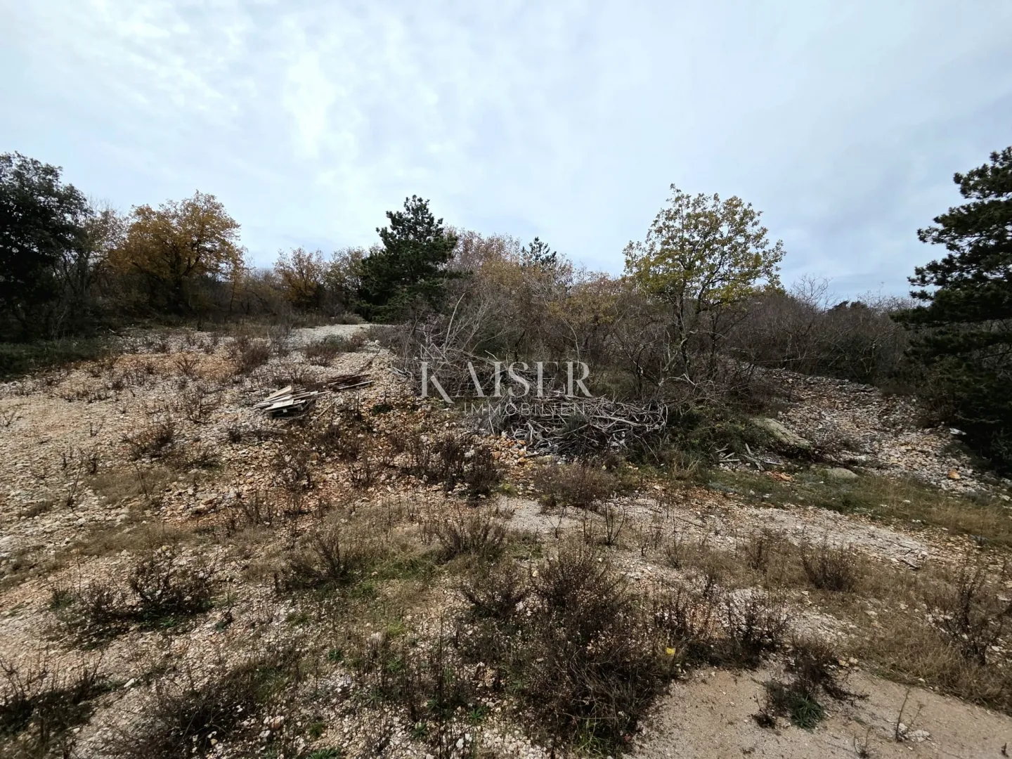 krk, vrbnik - građevinsko zemljište 2700m2, pogled more - slika 7