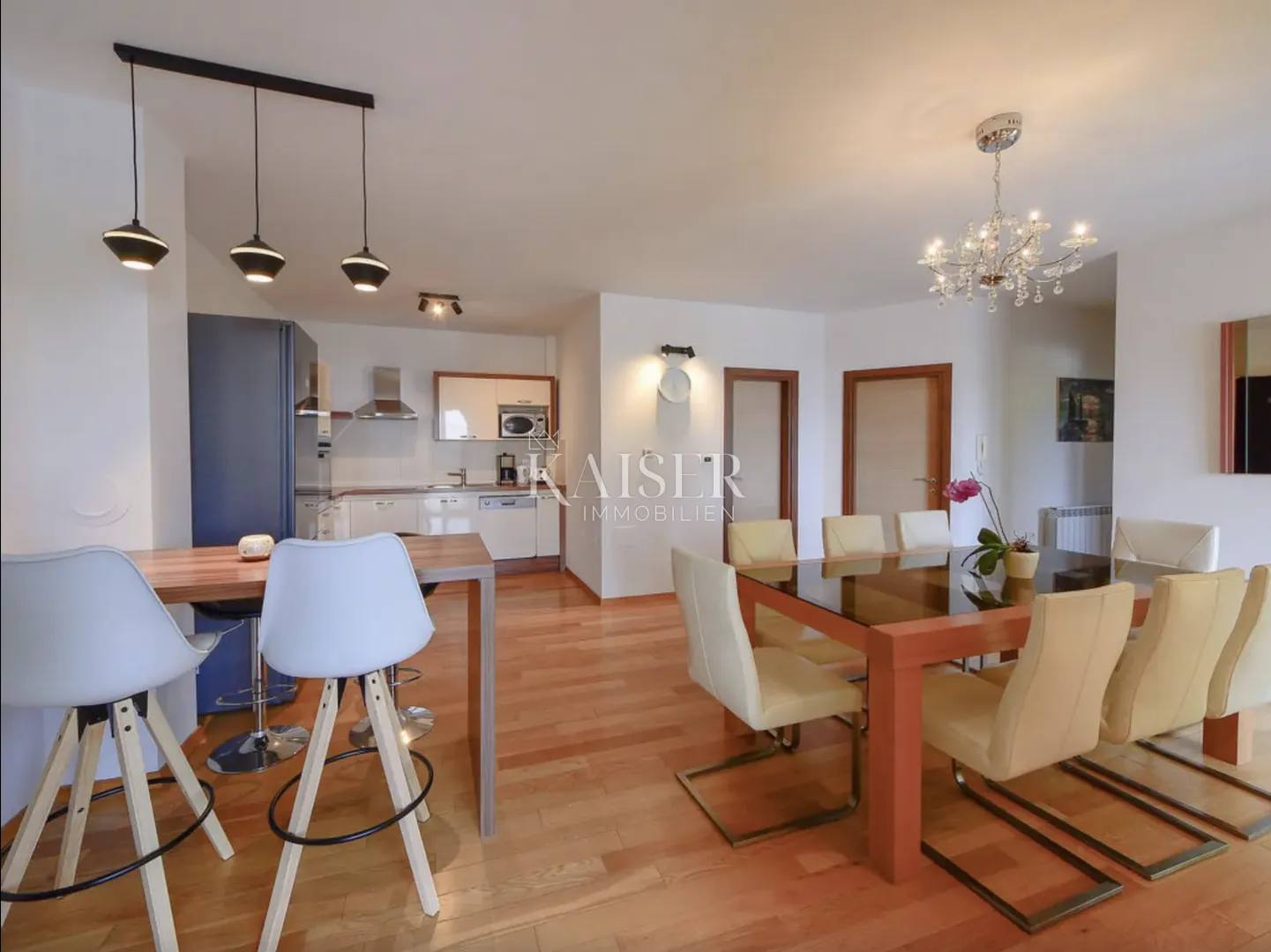 opatija, ičići - prekrasan stan 160m2 s pogledom na more - slika 10