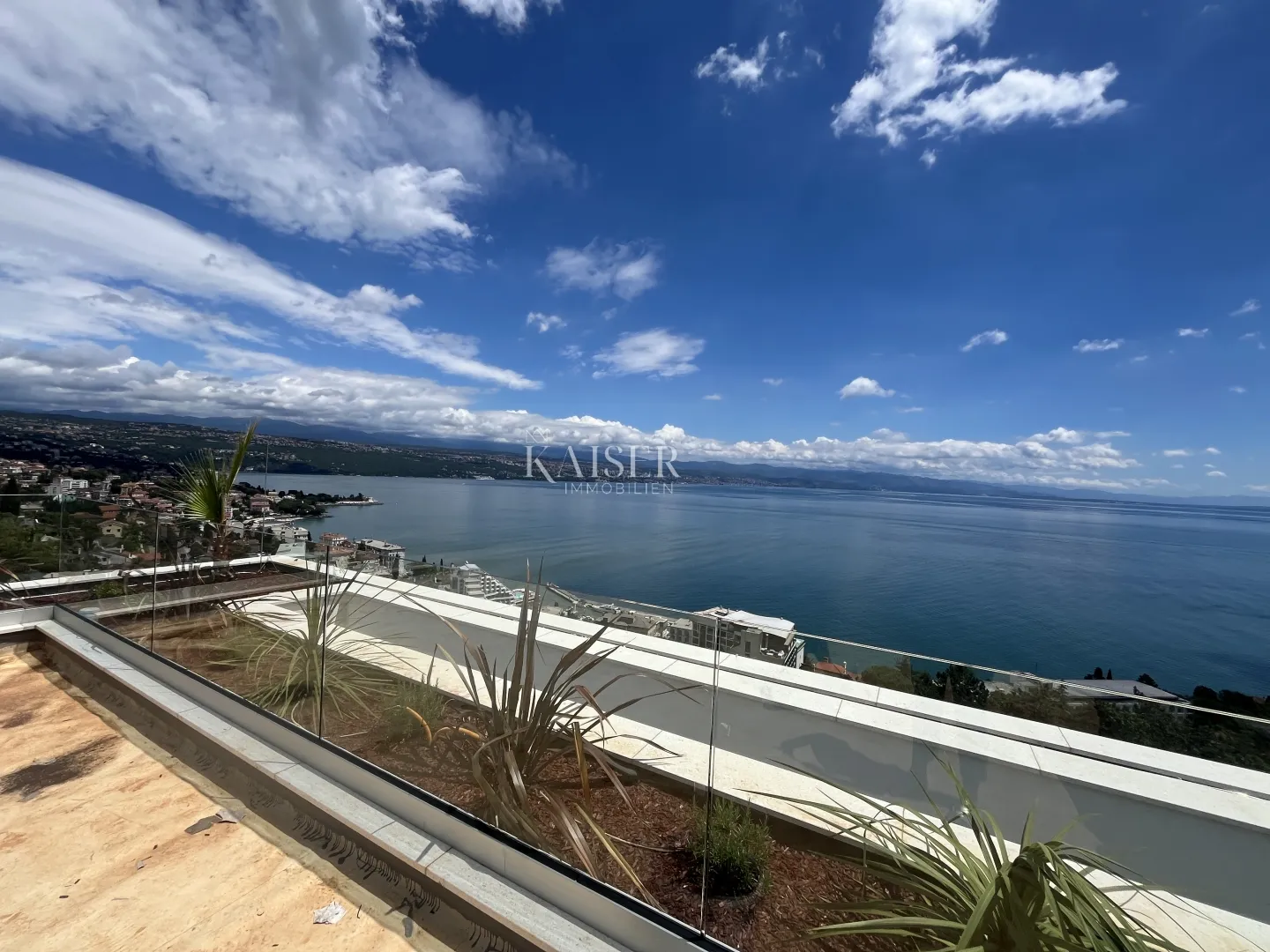 opatija - luksuzan penthouse sa krovnom terasom i bazenom 545,38 m2 - slika 17