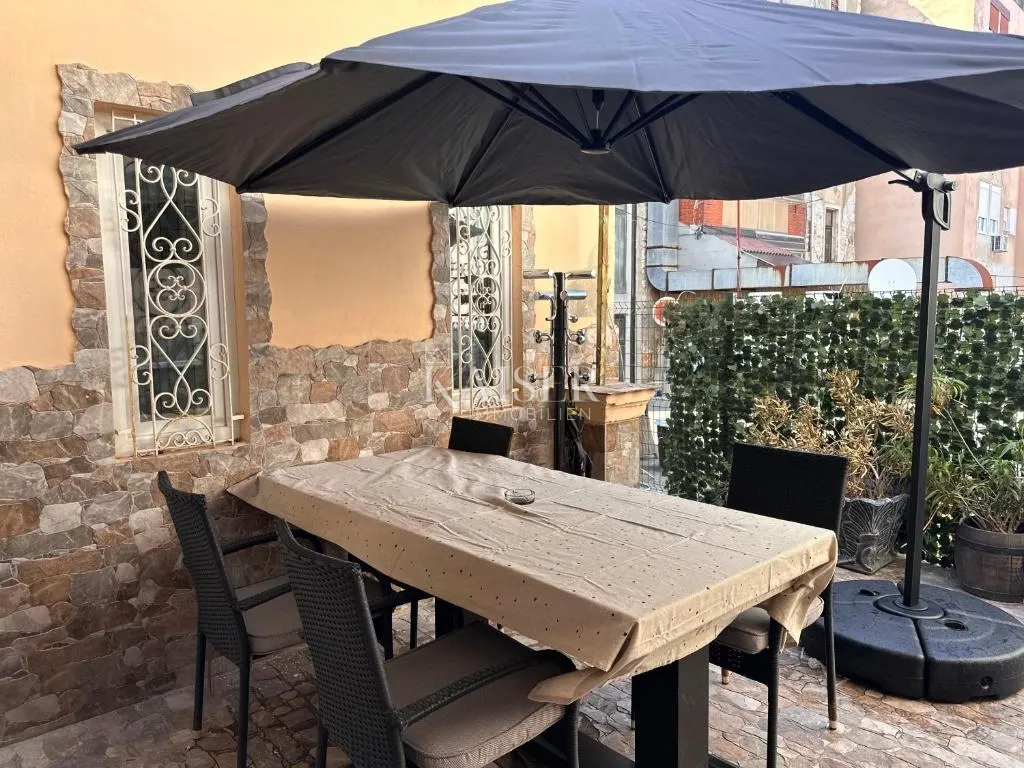 pula, luksuzan stan s terasom u centru – 140 m² u pješačkoj zoni - slika 4