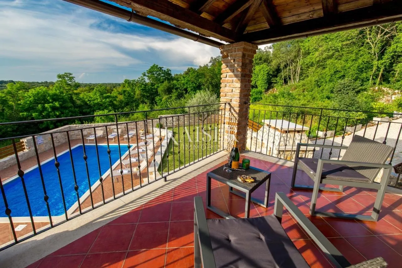 istra - villa s bazenom i okućnicom 1000 m2 - slika 8