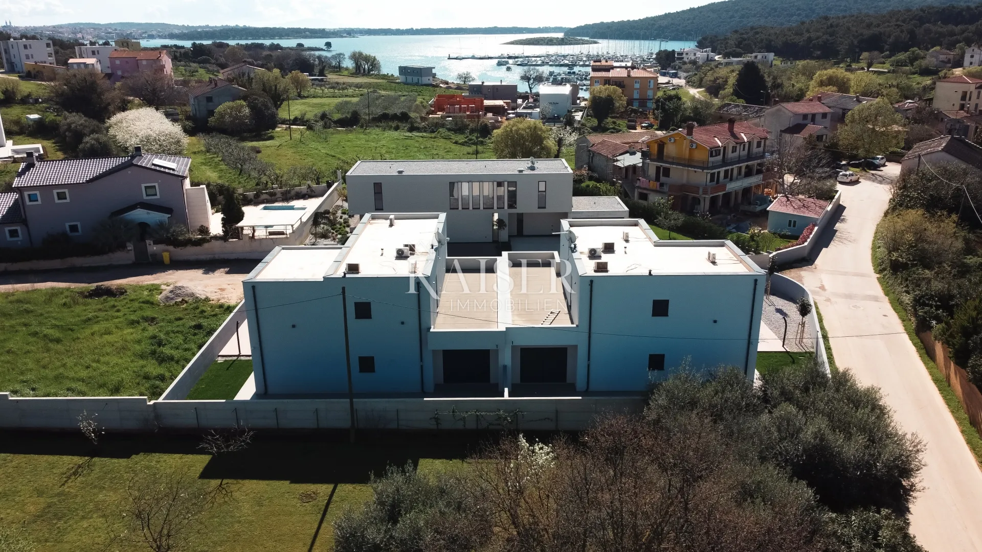 istra, pomer- moderna vila 198m2, 3 min hoda od mora - slika 24