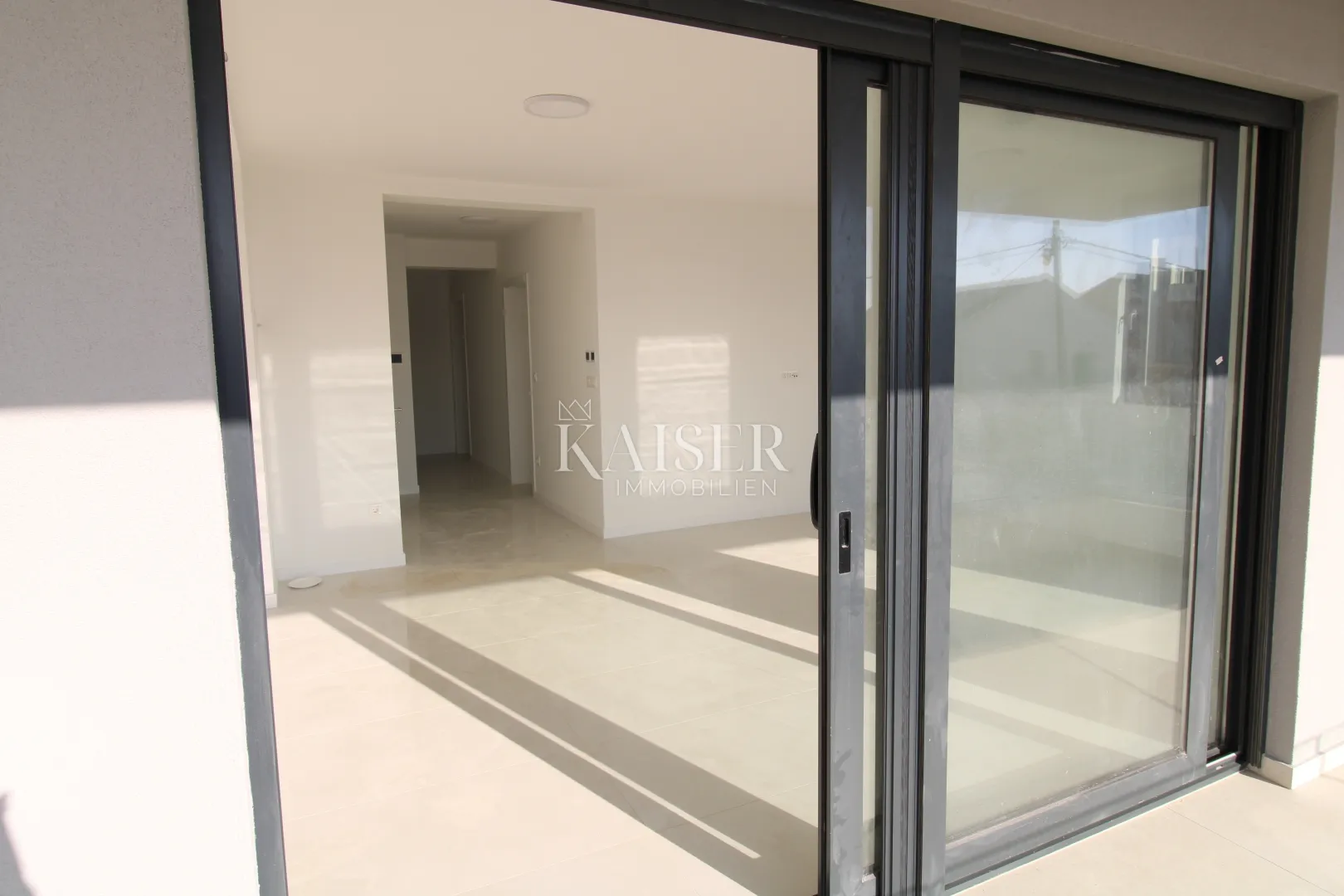 zadar- penthouse s krovnom terasom i pogledom na more - slika 28