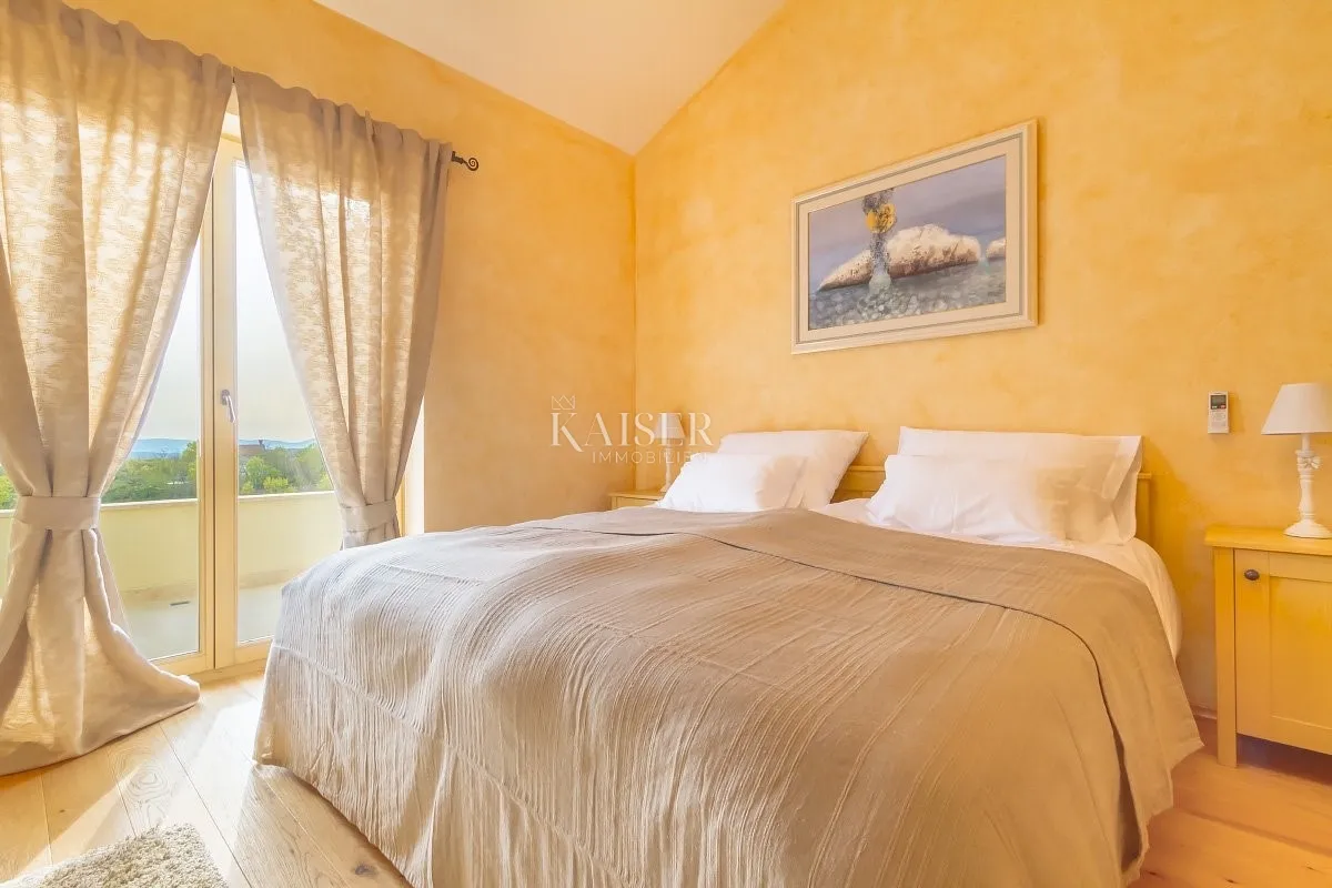 otok krk, dobrinj, okolica - luksuzna villa 180m2 - slika 5
