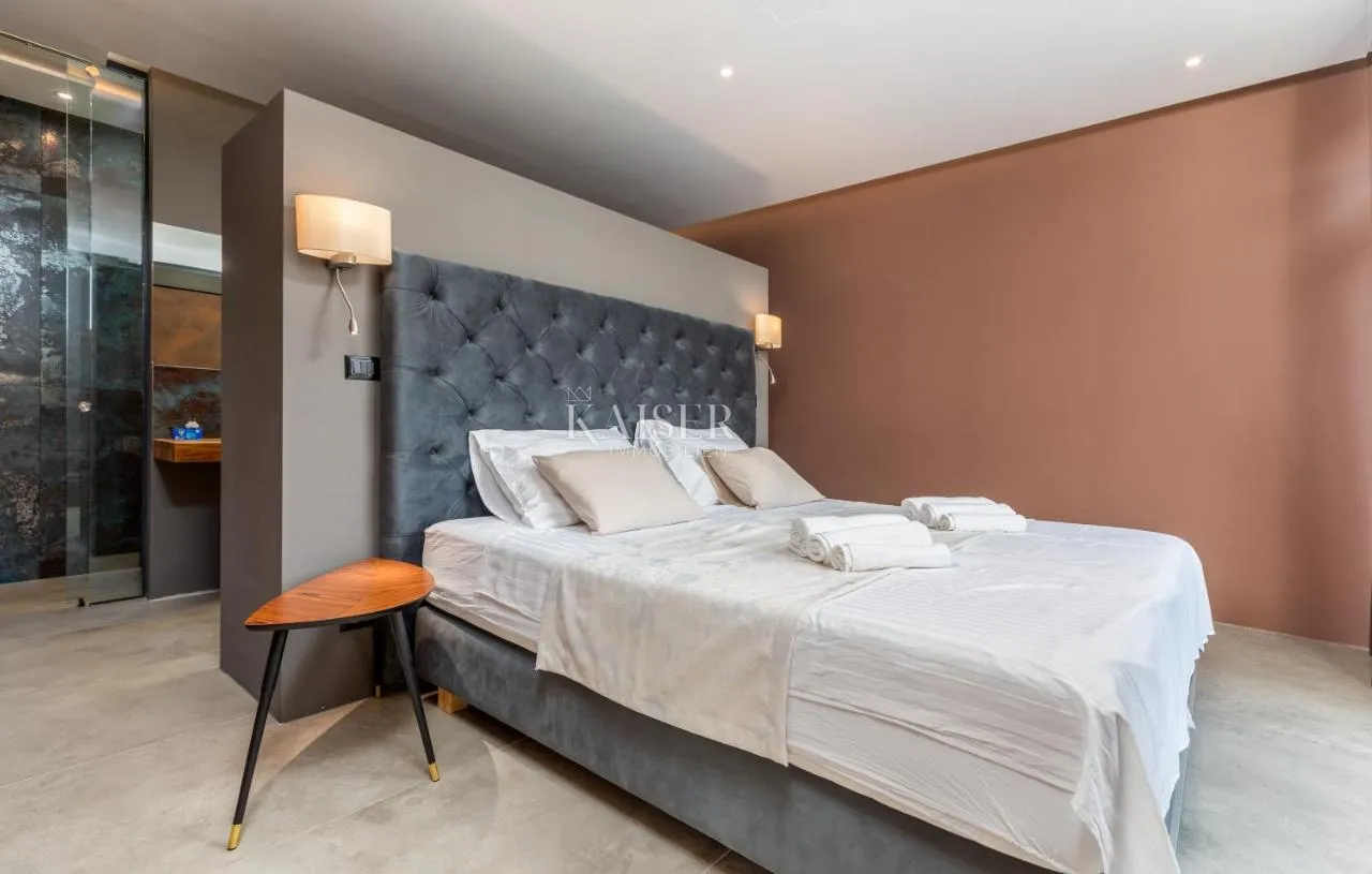 istra, medulin - zapanjujuća vila nedaleko mora, 500 m2 - slika 23