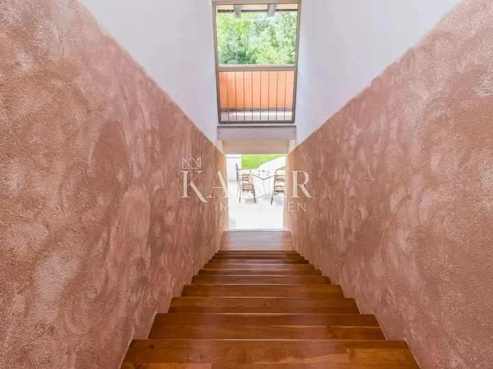 istra - motovun, kuća sa bazenom na 5560 m2 građevinske parcele - slika 13