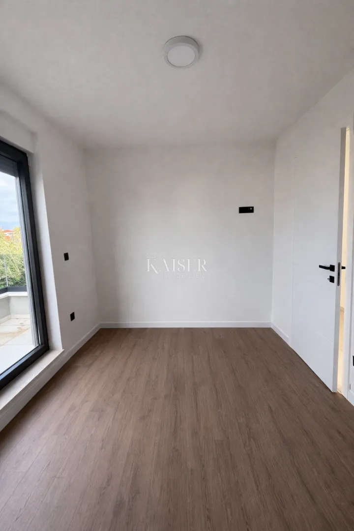 zadar – privlaka | apartman s krovnom terasom i pogledom, 200 m od mora - slika 22