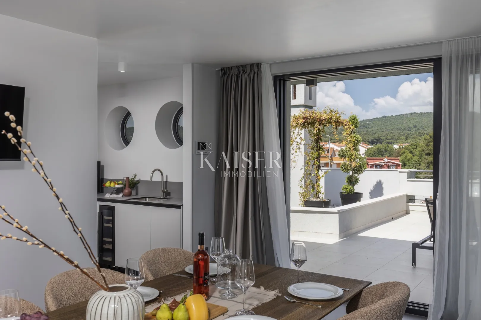 bibinje — luksuzna dizajnerska vila s rooftop oazom i pogledom na more - slika 27