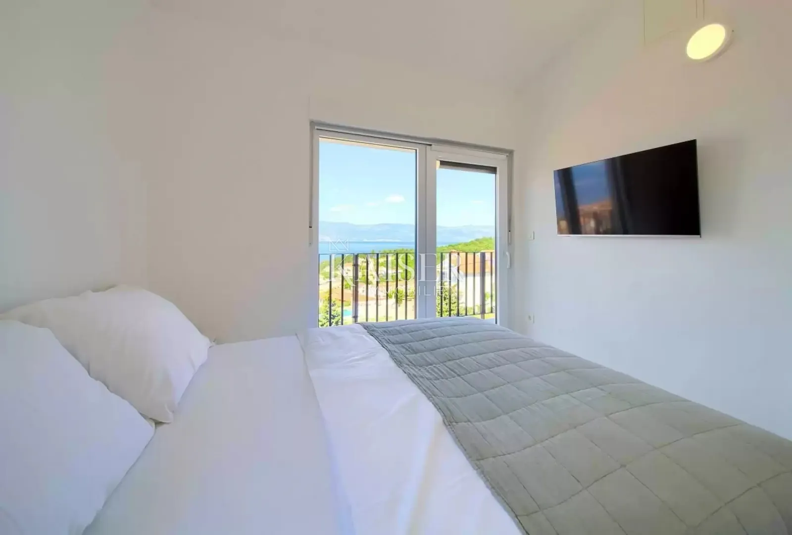 otok krk, vrbnik- moderna vila 127m2 panoramskim pogledom - slika 10