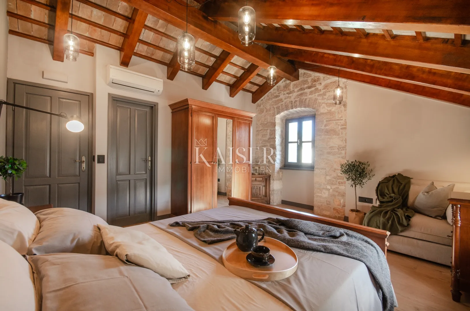 istra, rovinj okolica- šarmantna kamena kuća 170m2 s bazenom - slika 27