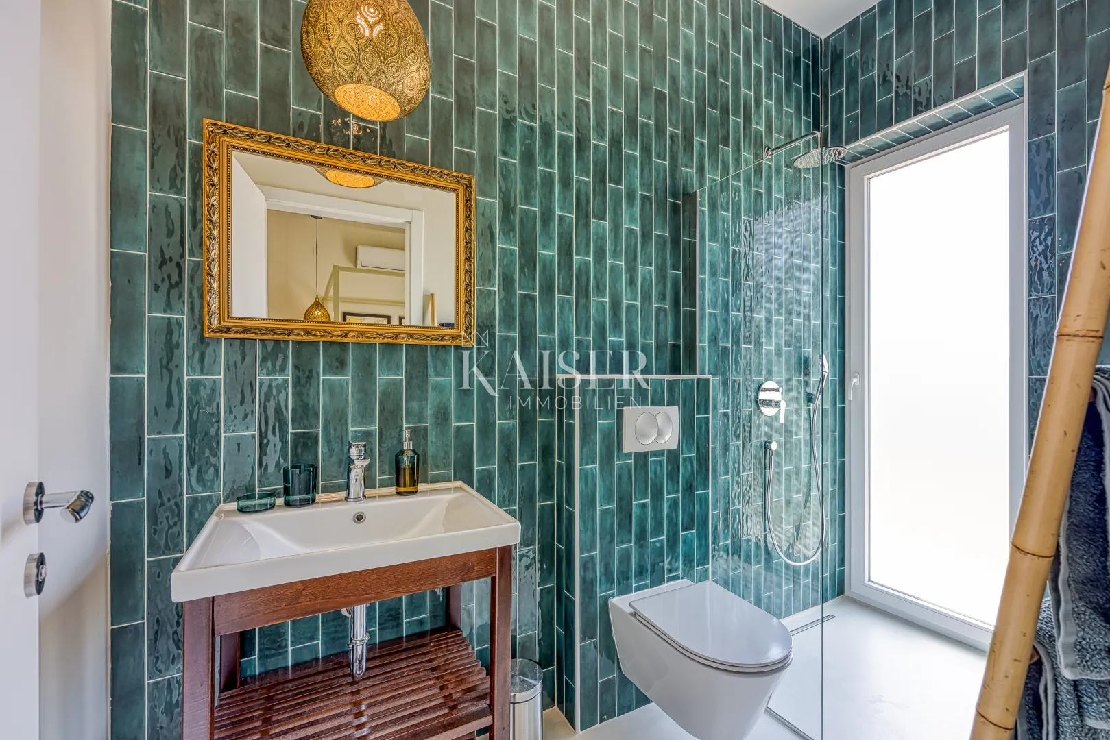 otok krk, okolica krka - predivna vila s pogledom na more, 110 m2 - slika 23
