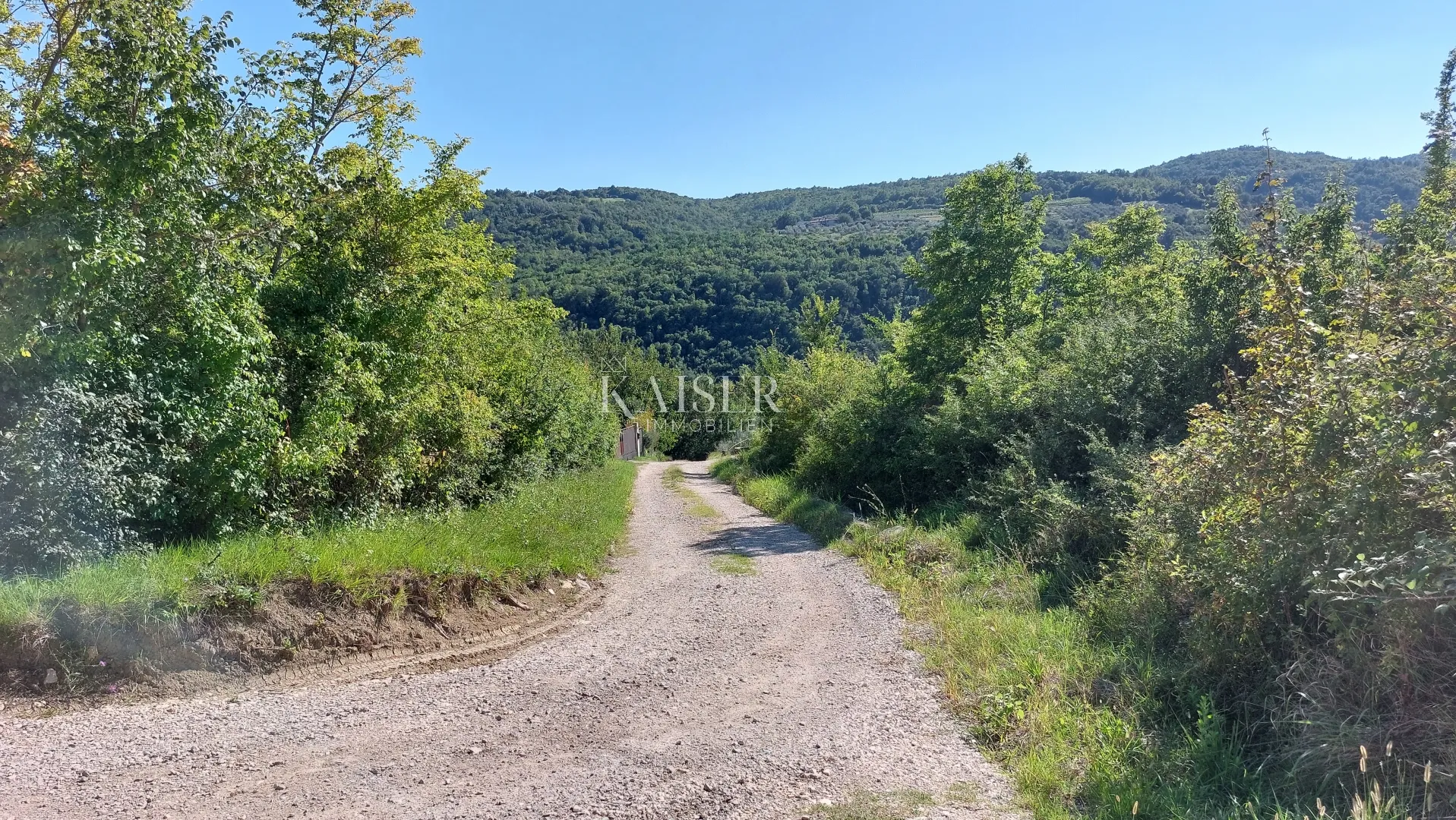 istra, motovun - građevinsko zemljište - slika 5