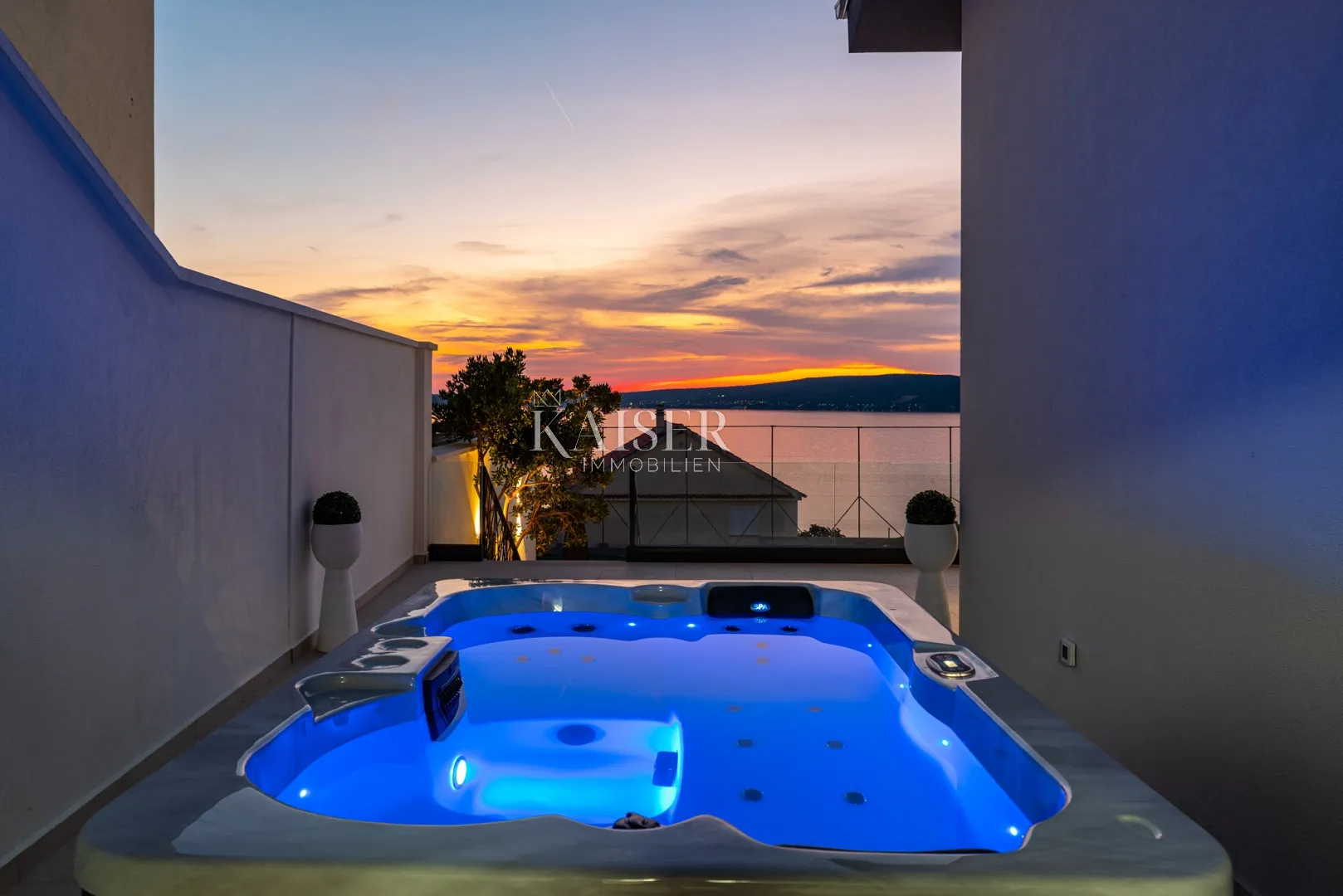 zadar, novigrad - villa s bazenom 250m2, 70m od mora - slika 23