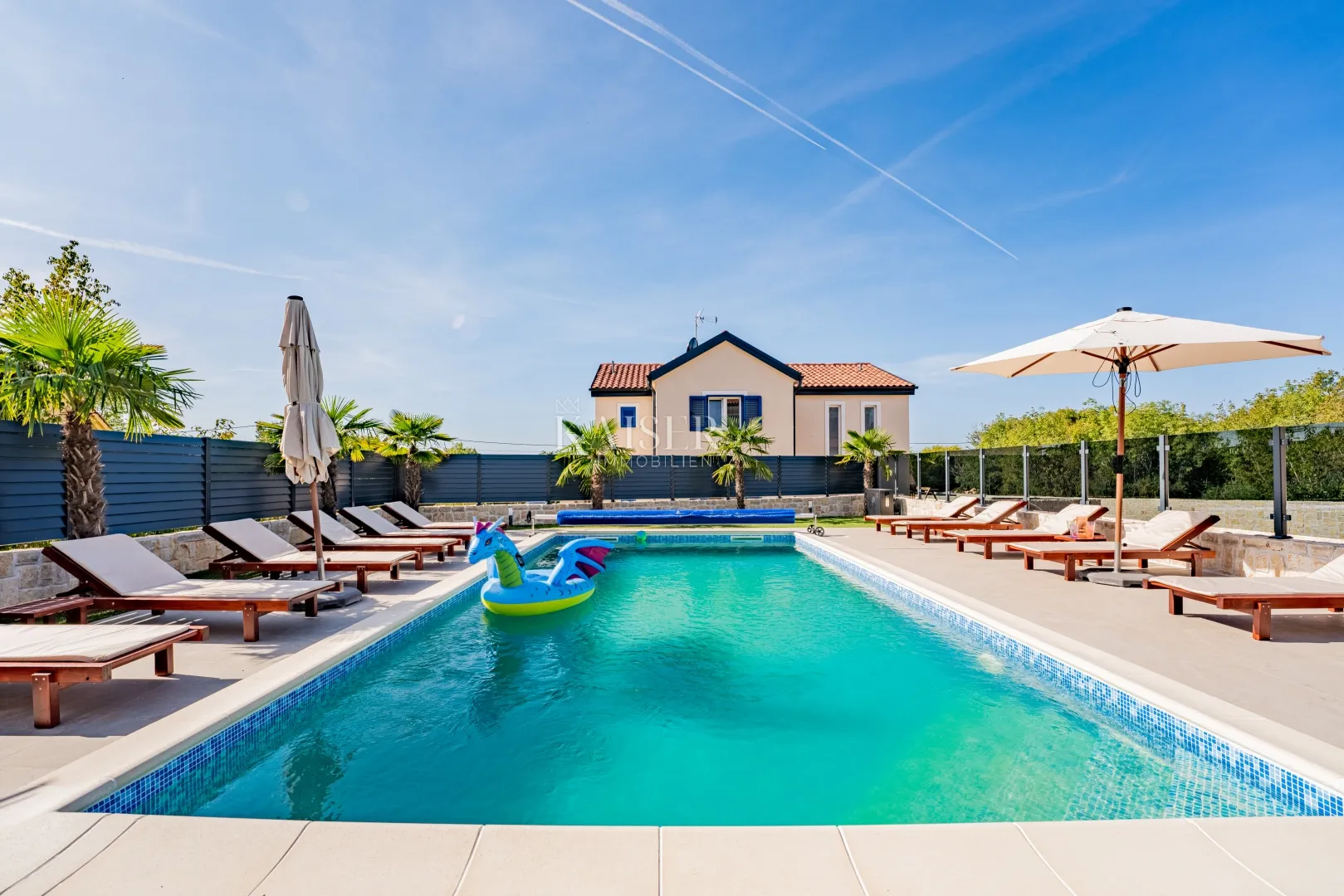 otok krk, dobrinj - ekskluzivna villa 325m2 - slika 9