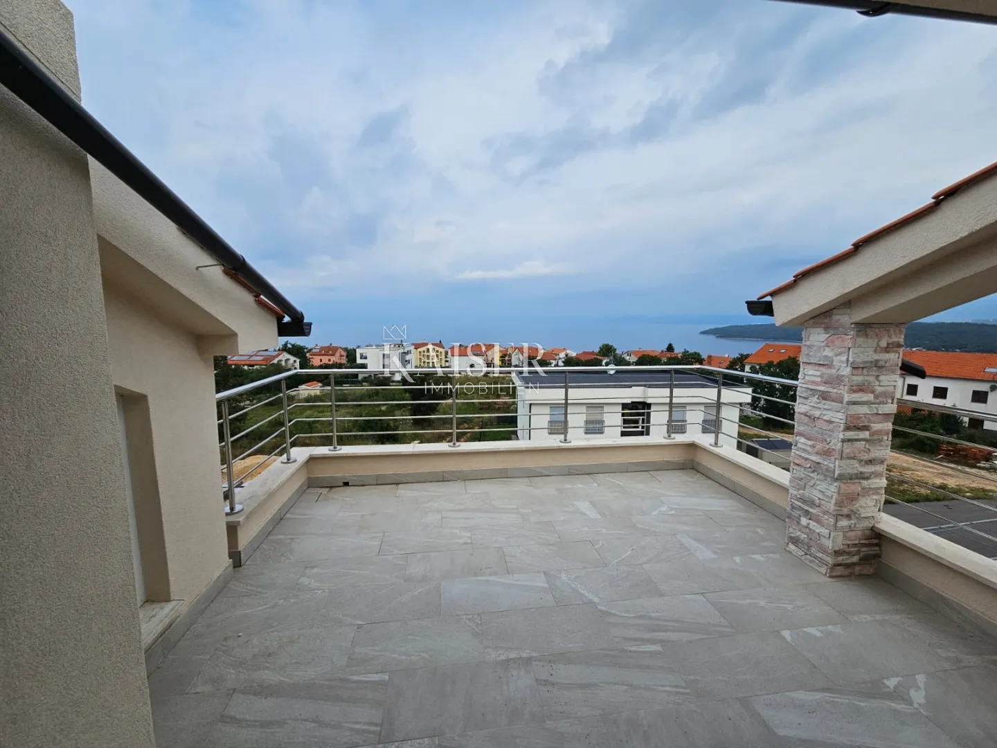 otok krk, njivice - apartman "b" u novogradnji 68m2 - slika 3