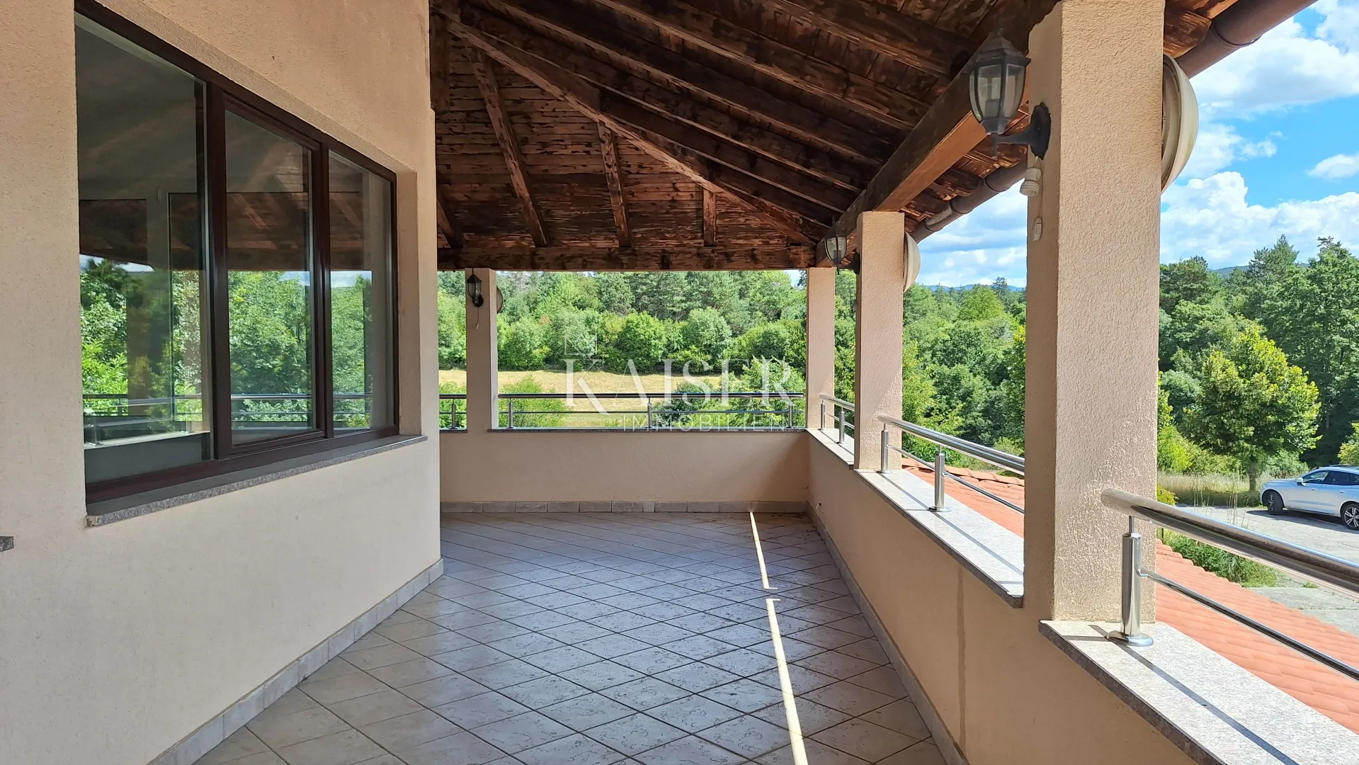 matulji, šapjane, poslovna zgrada na 3 etaže, vanjsko parkiralište,780 m2 korisnog prostora - slika 5