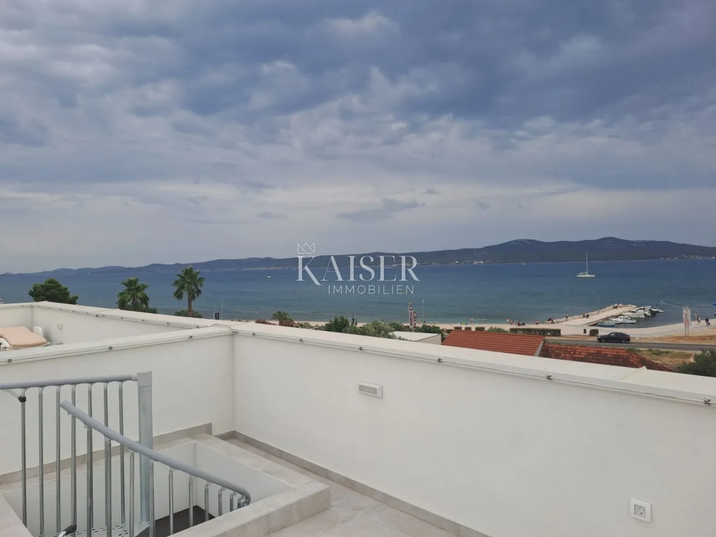 sukošan, zadar-ekskluzivni penthouse s krovnom terasom, 100 m od mora - slika 2