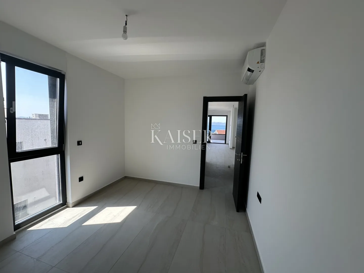 zadar, diklo, stan 78.54 m2, krovna terasa, 50 m od mora - slika 6