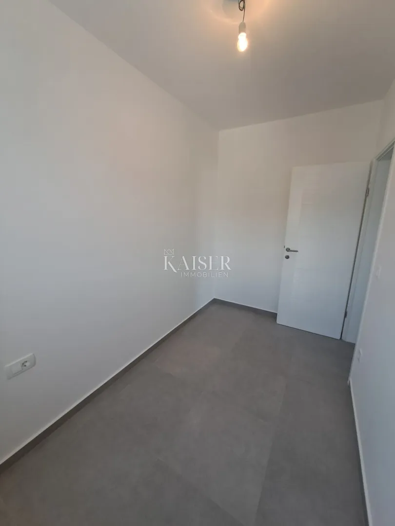 sukošan, zadar-ekskluzivni penthouse s krovnom terasom, 100 m od mora - slika 12