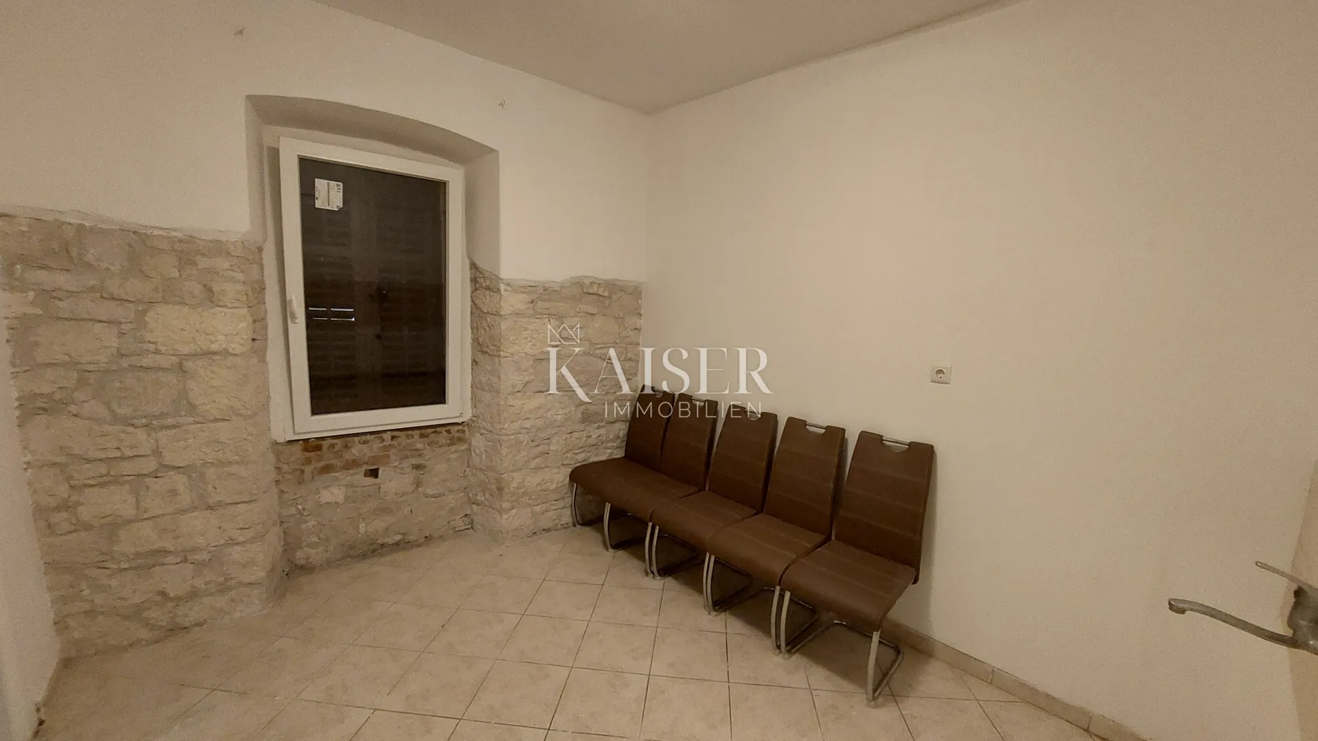 istra, pula – stan 74m2, top lokacija, stara jezgra grada pule - slika 7