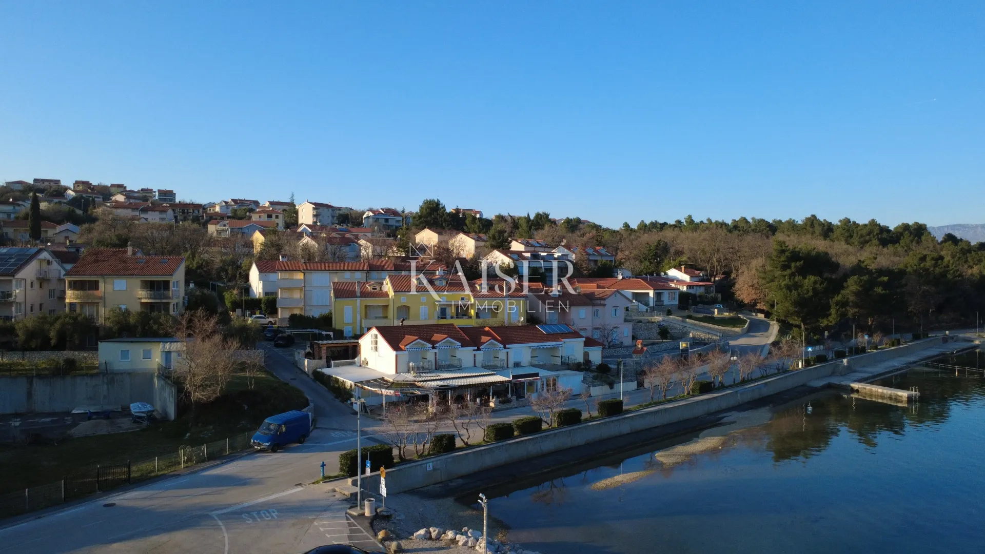 otok krk, čižići- dvosoban stan 55m2, samo 60m od mora - slika 24