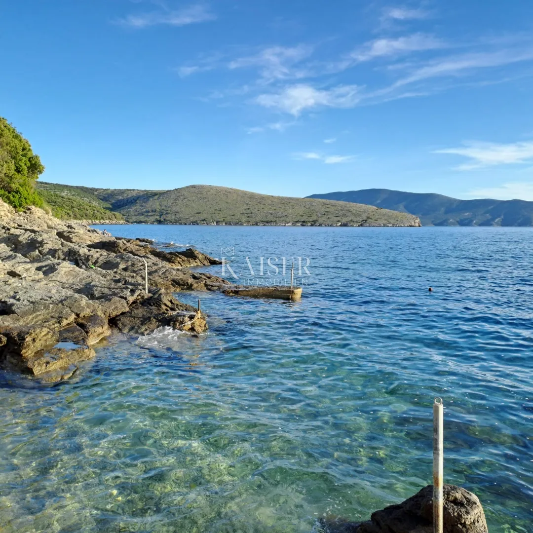 otok cres, ustrine, građevinsko zemljište sa idejnim projektom - slika 4