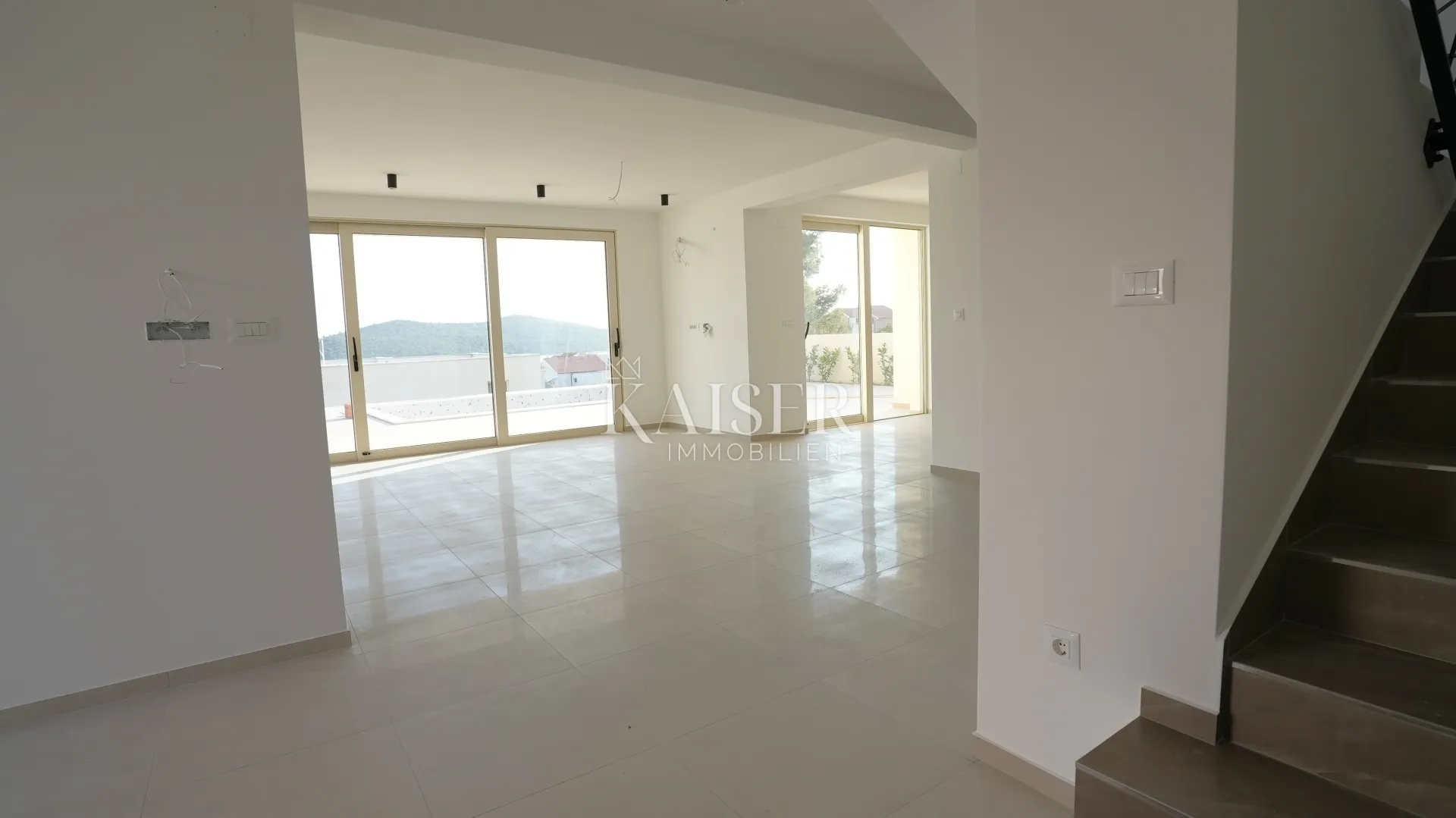 šibenik, jasenovo – luksuzna trosobna kuća 171,15 m² s panoramskim pogledom na more - slika 29
