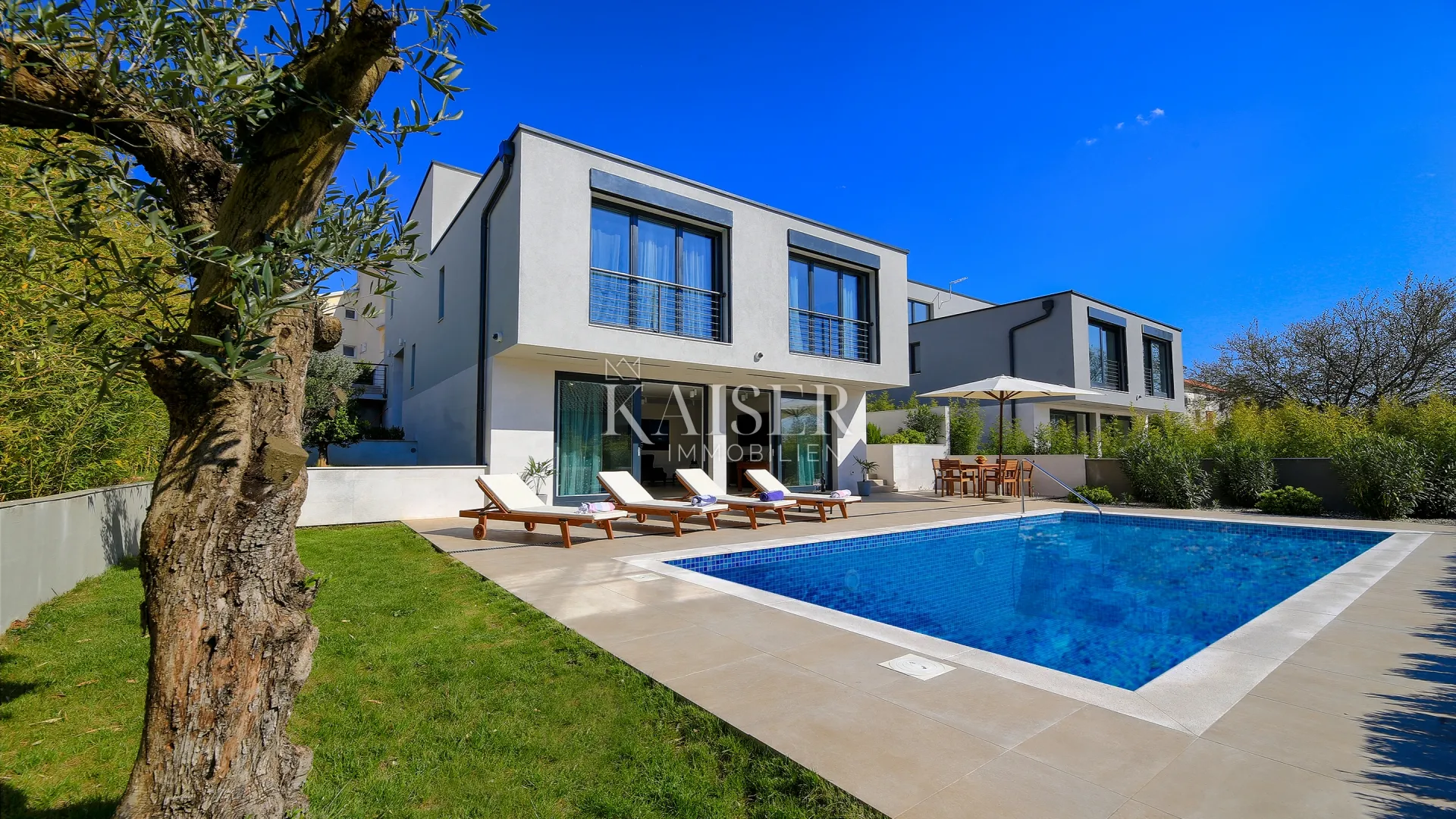 otok krk, malinska- moderna vila 200m2 s bazenom i pogledom na more - slika 27