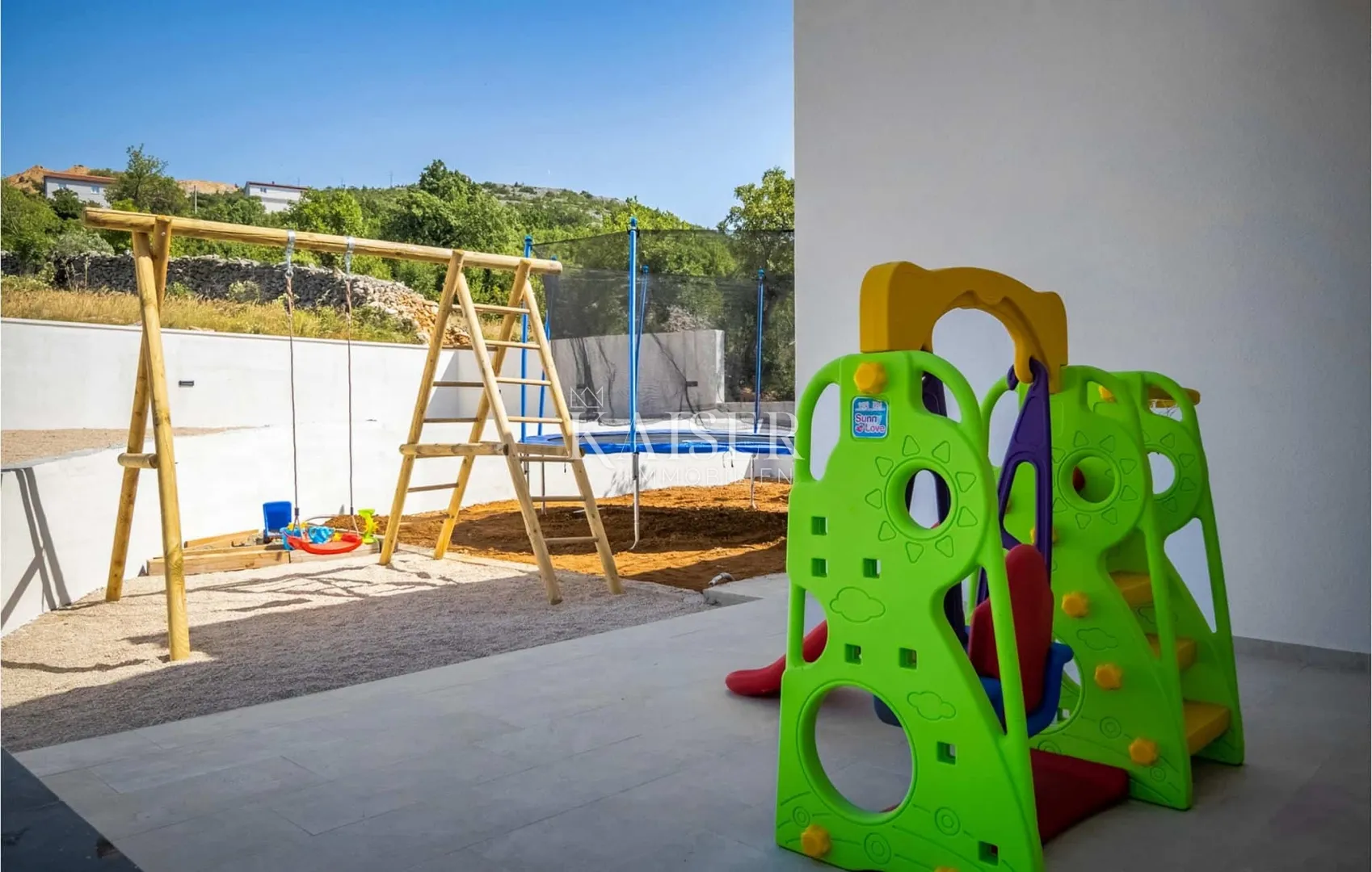 zadar - prostrana vila s bazenom u blizini mora - slika 9