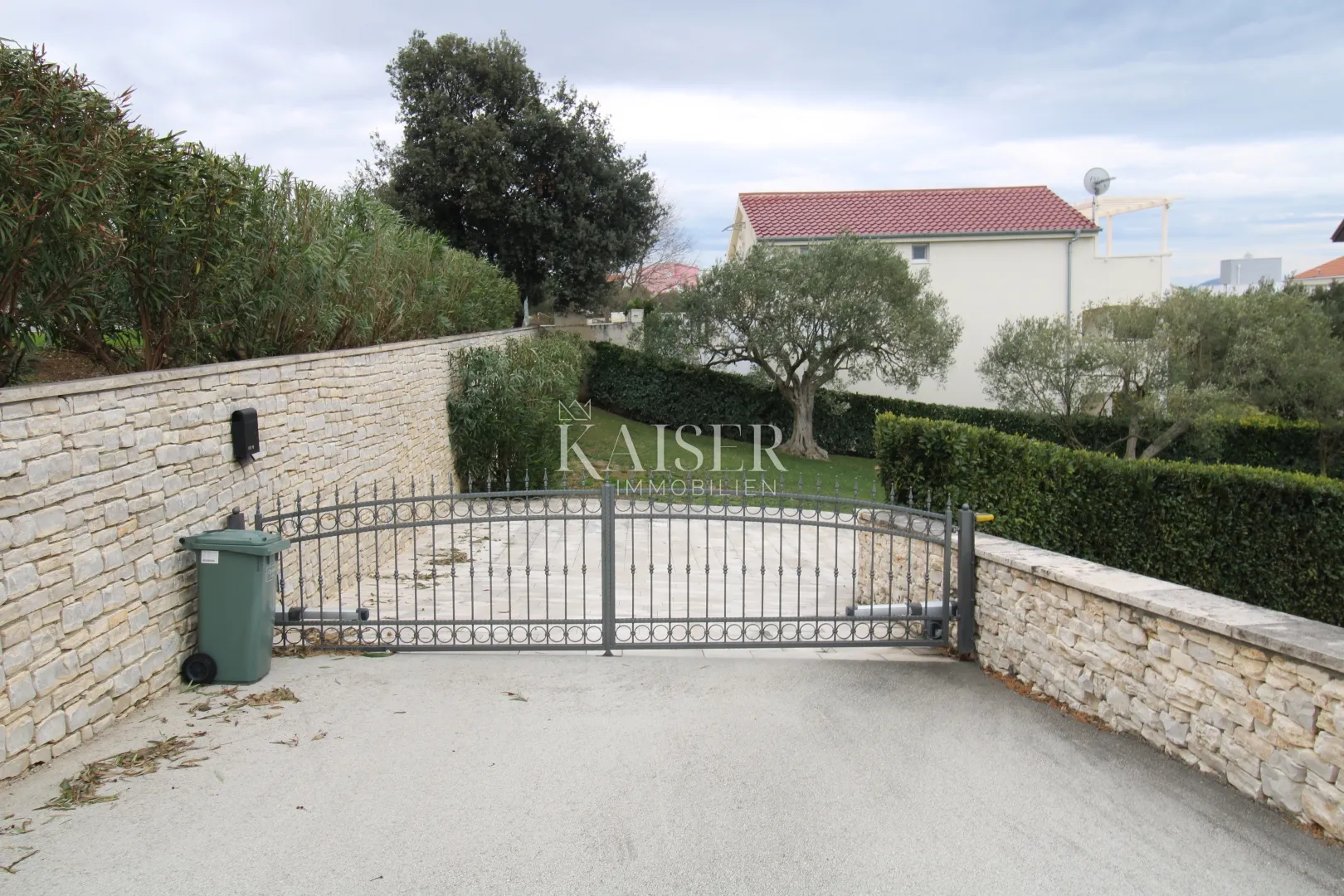 zadar,sv.petar- mediterasnka raskošna vila prvi red do mora - slika 4