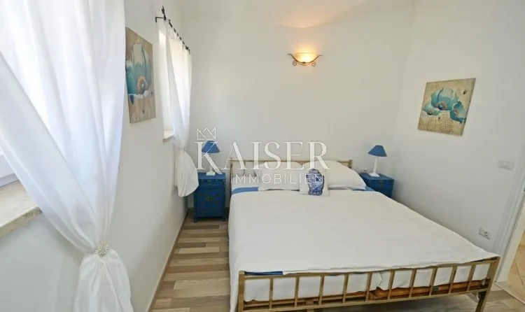 istra, kaštelir – luksuzna vila s prekrasnim pogledom na more - slika 13