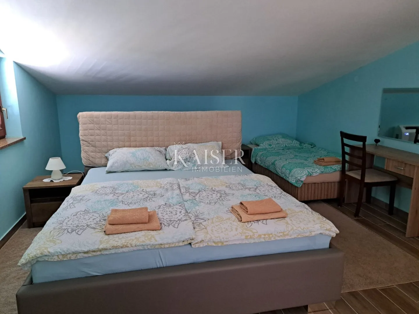 istra, medulin- apartmanska kuća 430m2 samo 200m od mora - slika 18