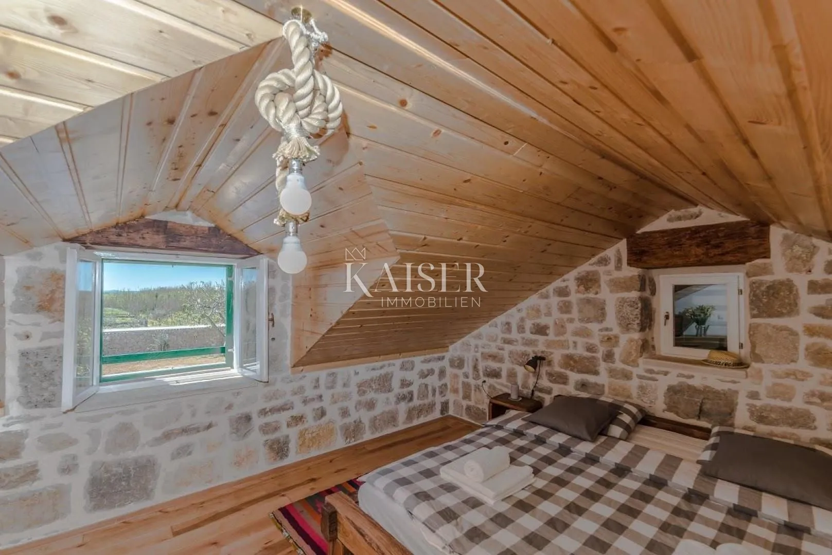 zadar – privlaka | kamena kuća s bazenom i mediteranskim vrtom - slika 16