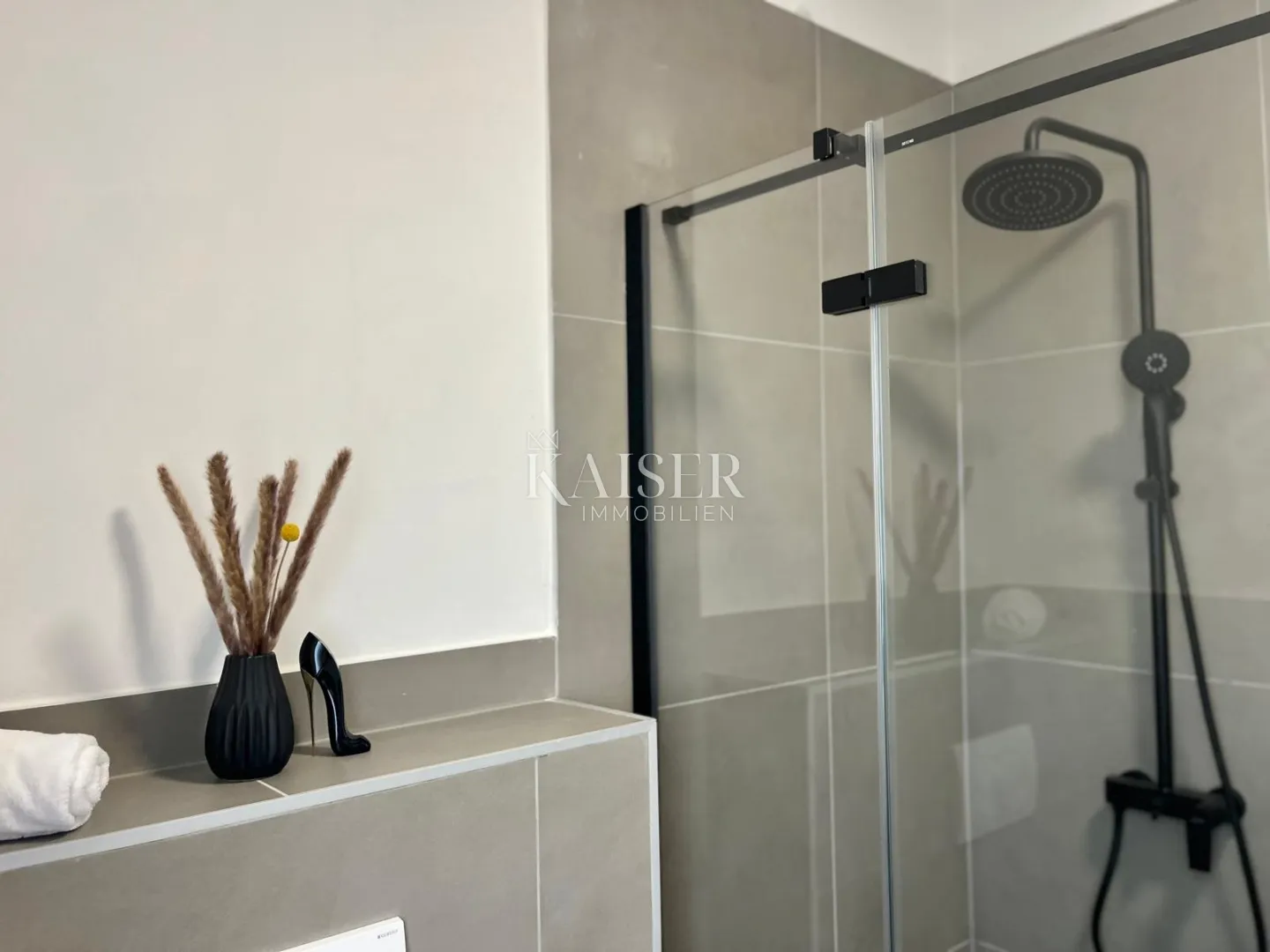 penthouse apartman s velikom krovnom terasom u novogradnji, vir – pedinka - slika 9