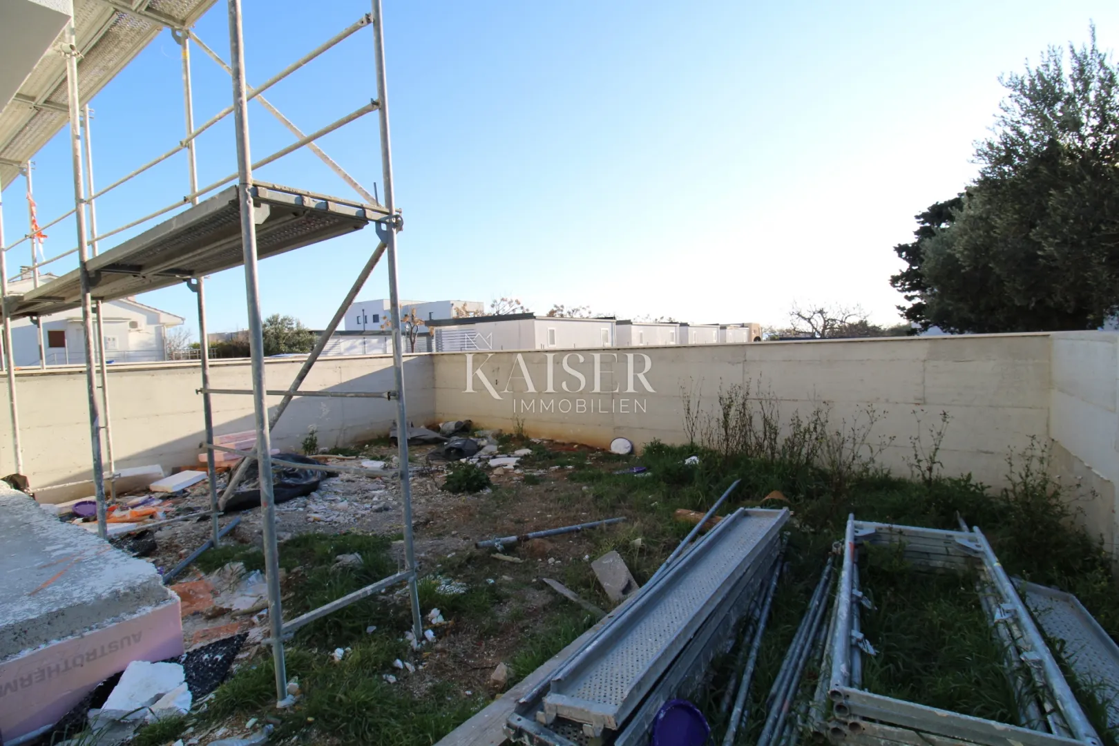 zadar, privlaka- stan s vrtom i pogledom na more - slika 11