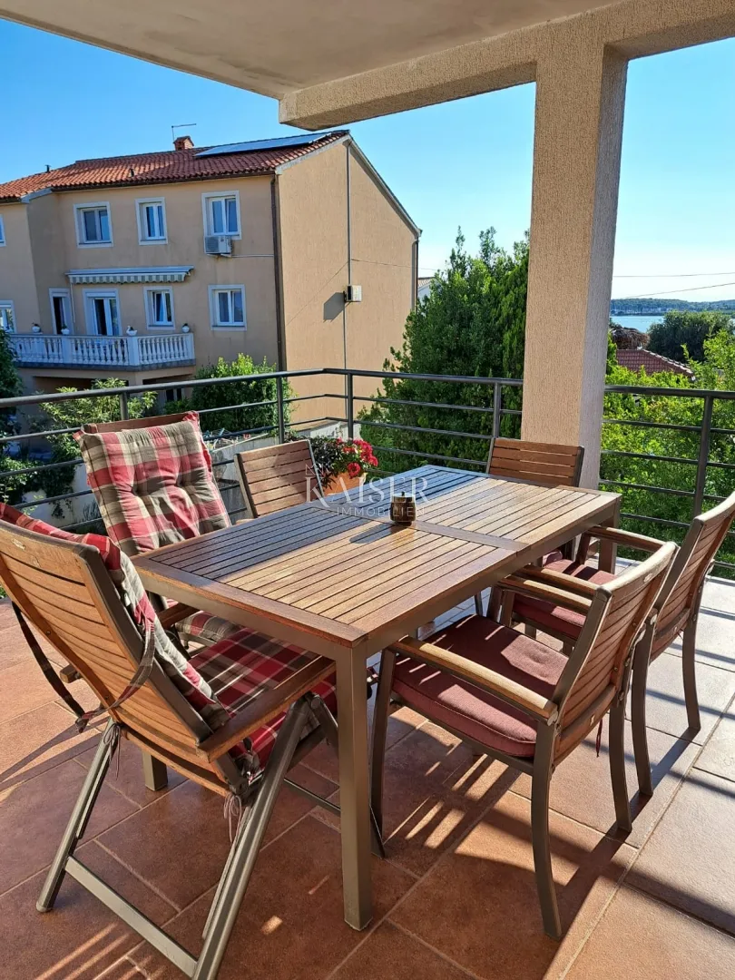 istra, medulin- apartmanska kuća 430m2 samo 200m od mora - slika 25