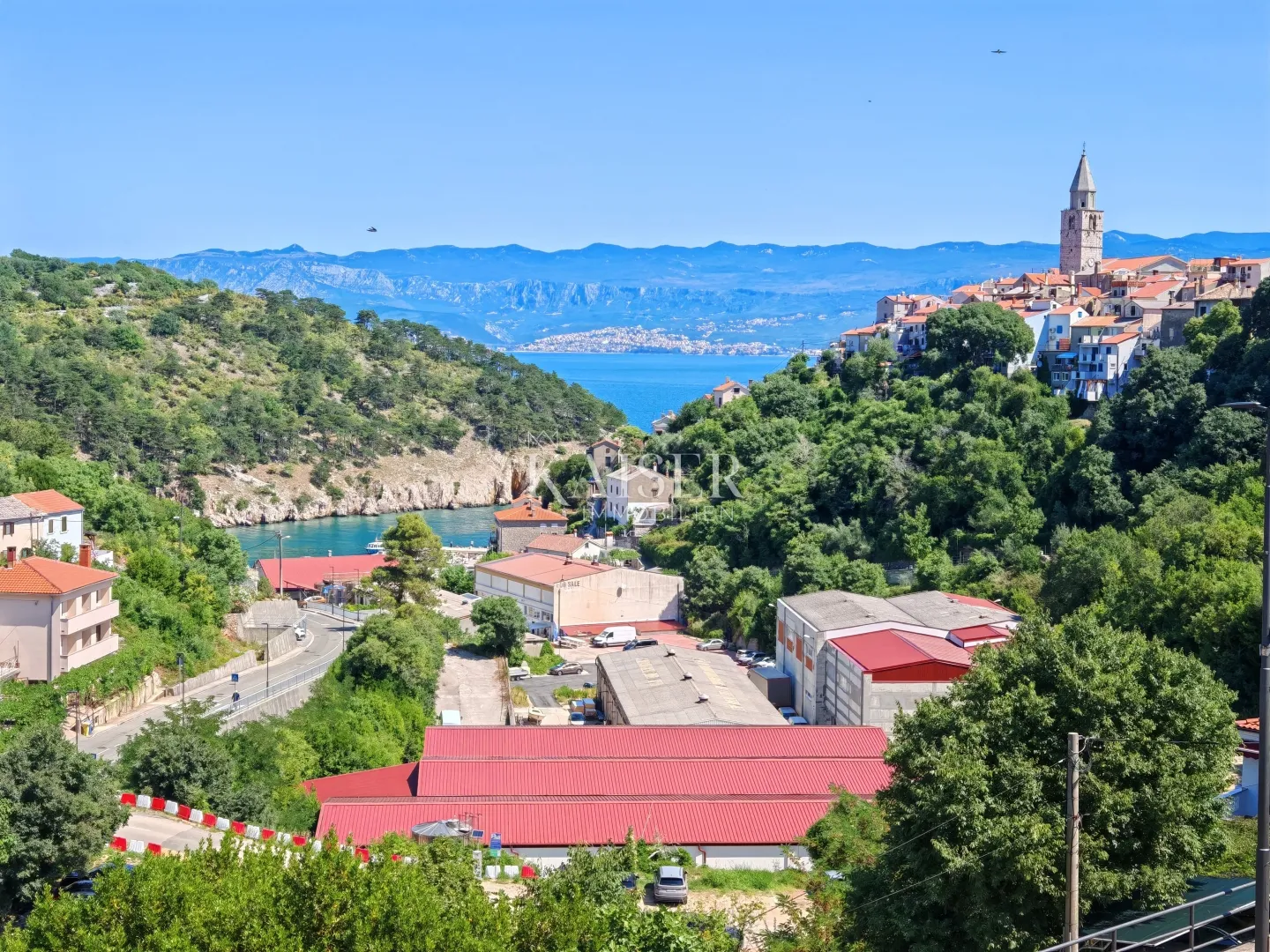 otok krk, vrbnik- dvoetažni stan 95m2 s pogledom na more - slika 3