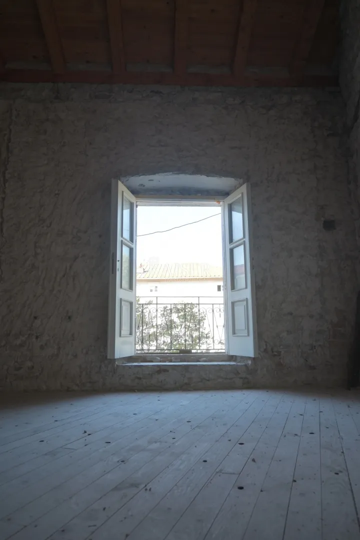 otok cres-lošinj, osor, troetažni stan 148 m2 - slika 15