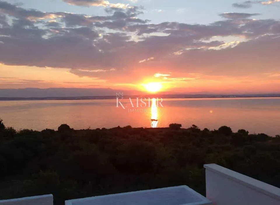 Apartman SJ2 s panoramskim pogledom na more, 100 metara od plaže, Otok Ugljan – Mali Lukoran - Ugljan, Preko