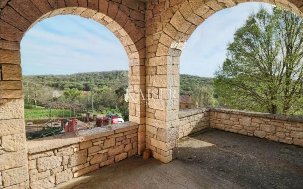 rovinj, sošići - jedinstvena kamena vila s pogledom na more - slika 2