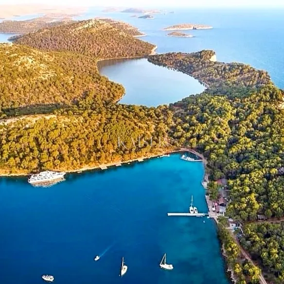 dugi otok- jedinstvena poslovno-stambena zgrada u parku prirode telašćica na plaži - slika 10