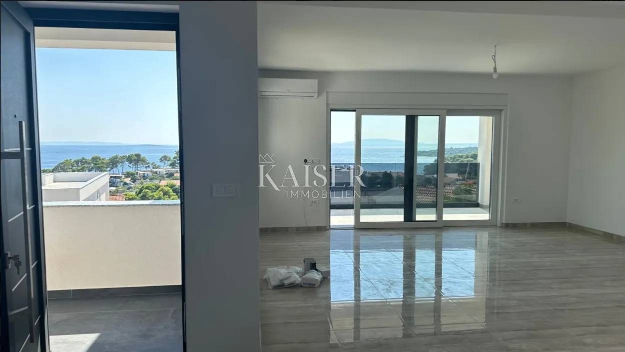 rab, banjol- penthouse sa krovnom terasom i panoramskim pogledom - slika 4