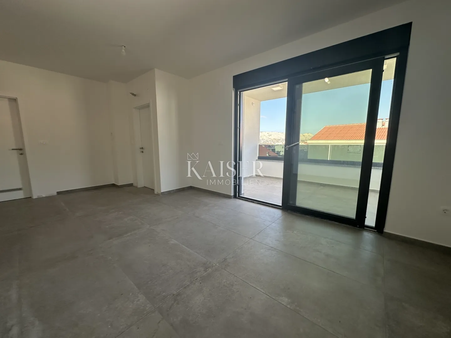 pag-stan 67,26 m2 s pogledom na more, 70 m od mora - slika 9