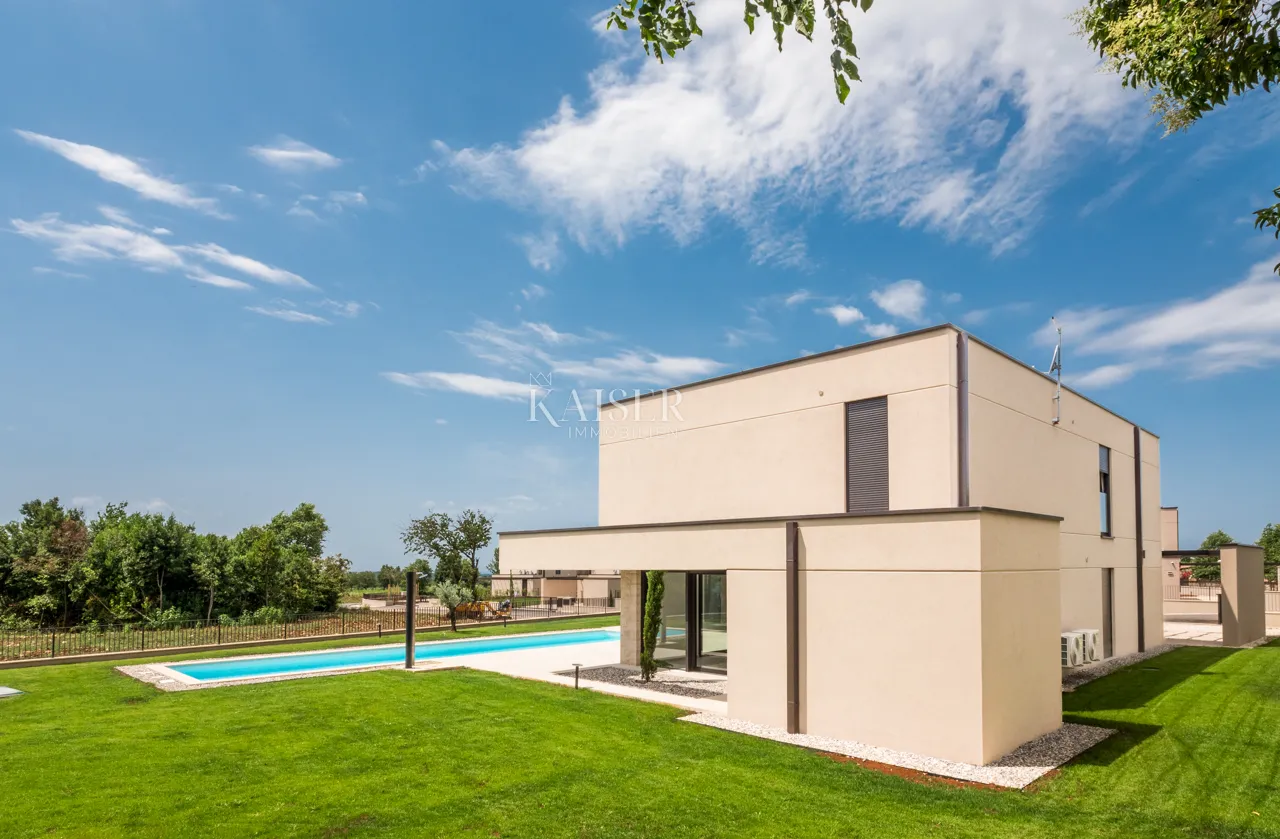 istra - poreč, luksuzna vila sa saunom i pogledom na more - slika 38