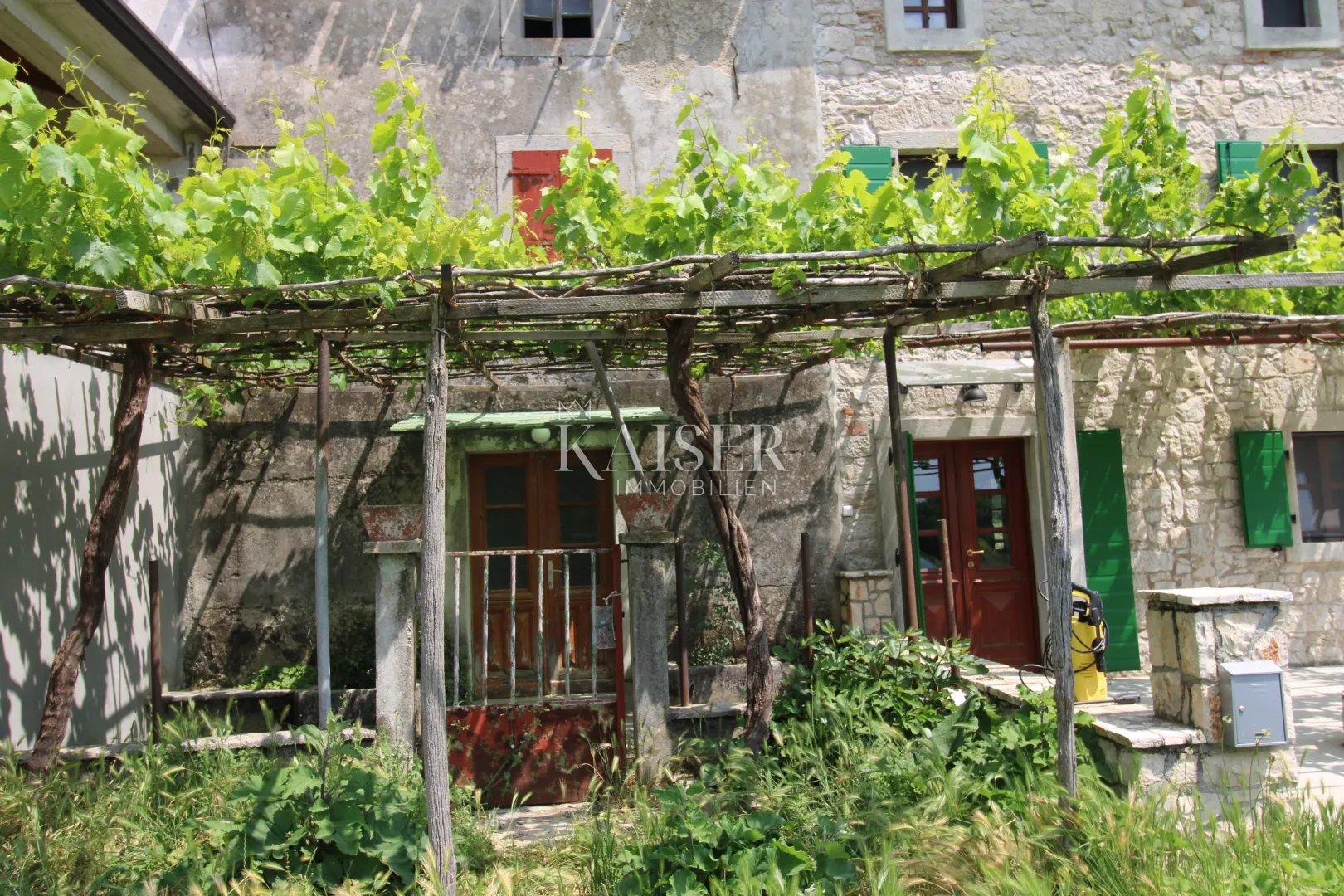 istra, labin- kuća 60m2 za kompletnu adaptaciju na mirnoj lokaciji - slika 5